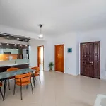 شقة Philoxenia ساراندا