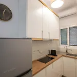 شقة Philoxenia ساراندا
