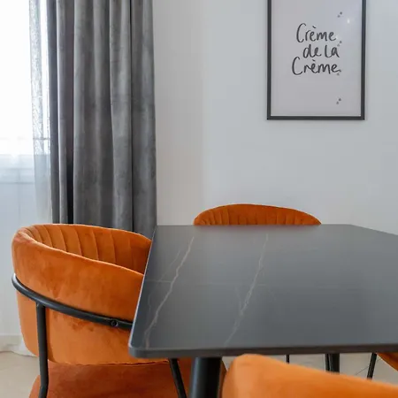 Apartment Philoxenia *