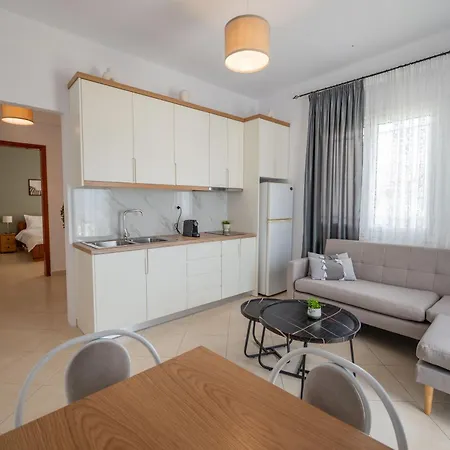 Apartment Philoxenia *