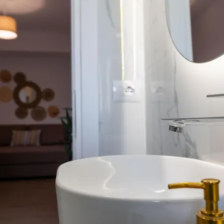 Apartment Philoxenia *