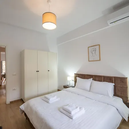 Philoxenia Apartment *